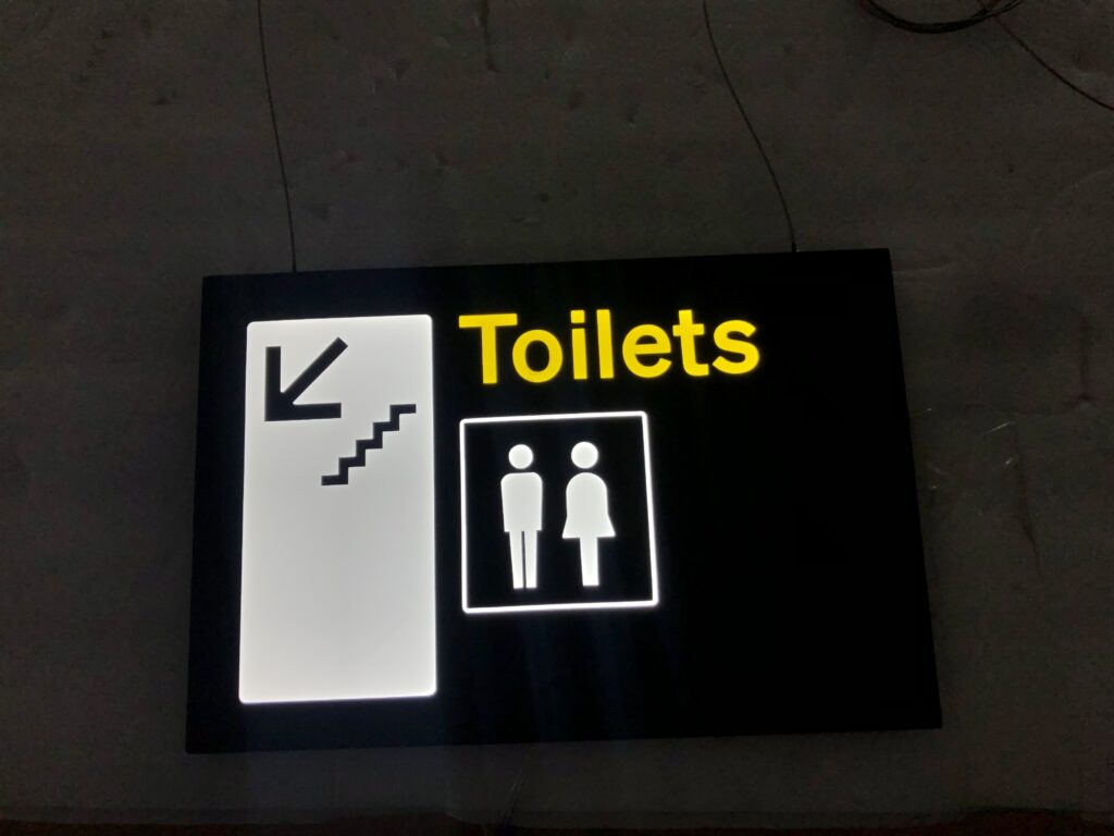 Lumo Ultra - Toilet sign